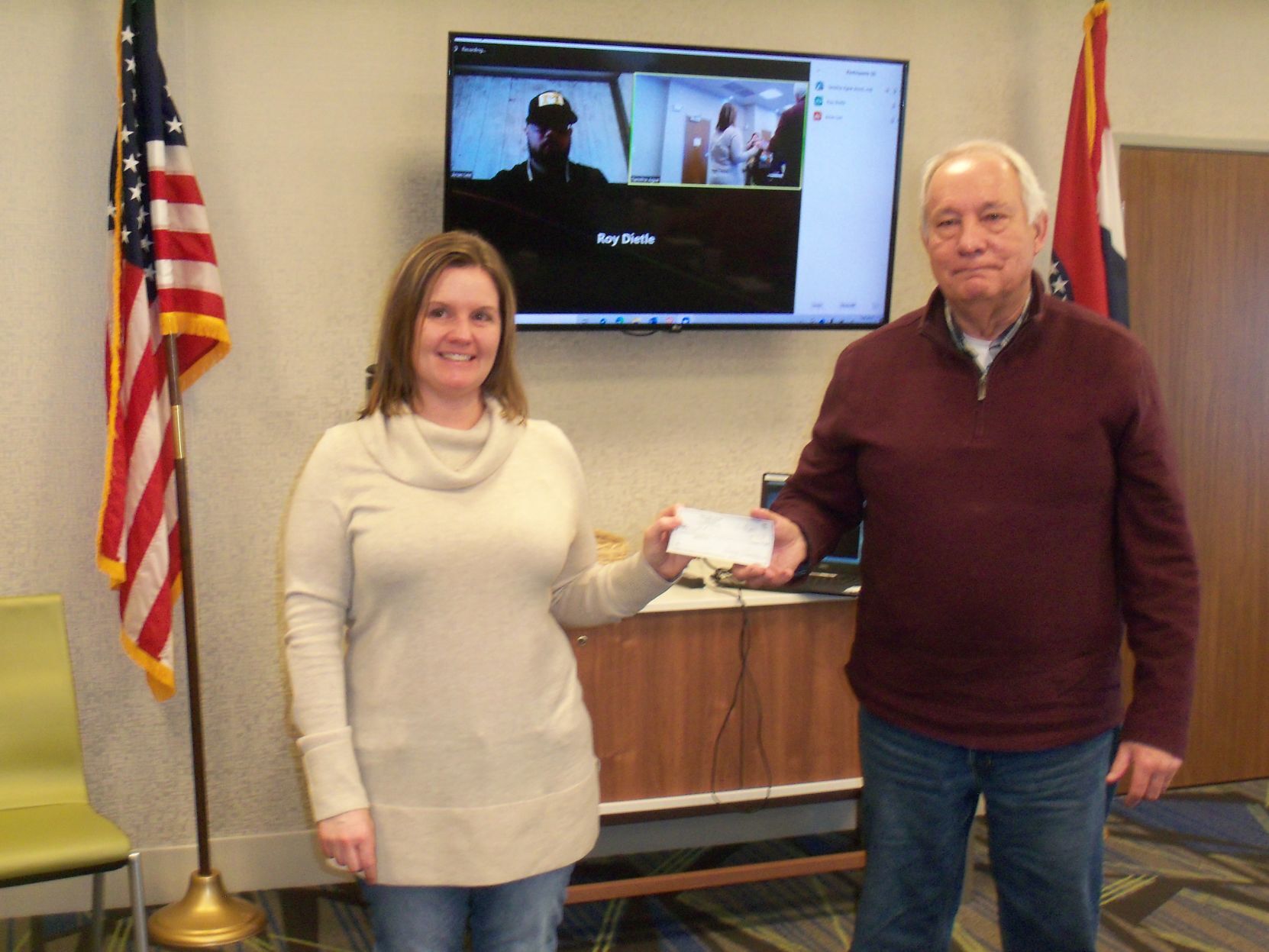 Kiwanis donate to HAYS